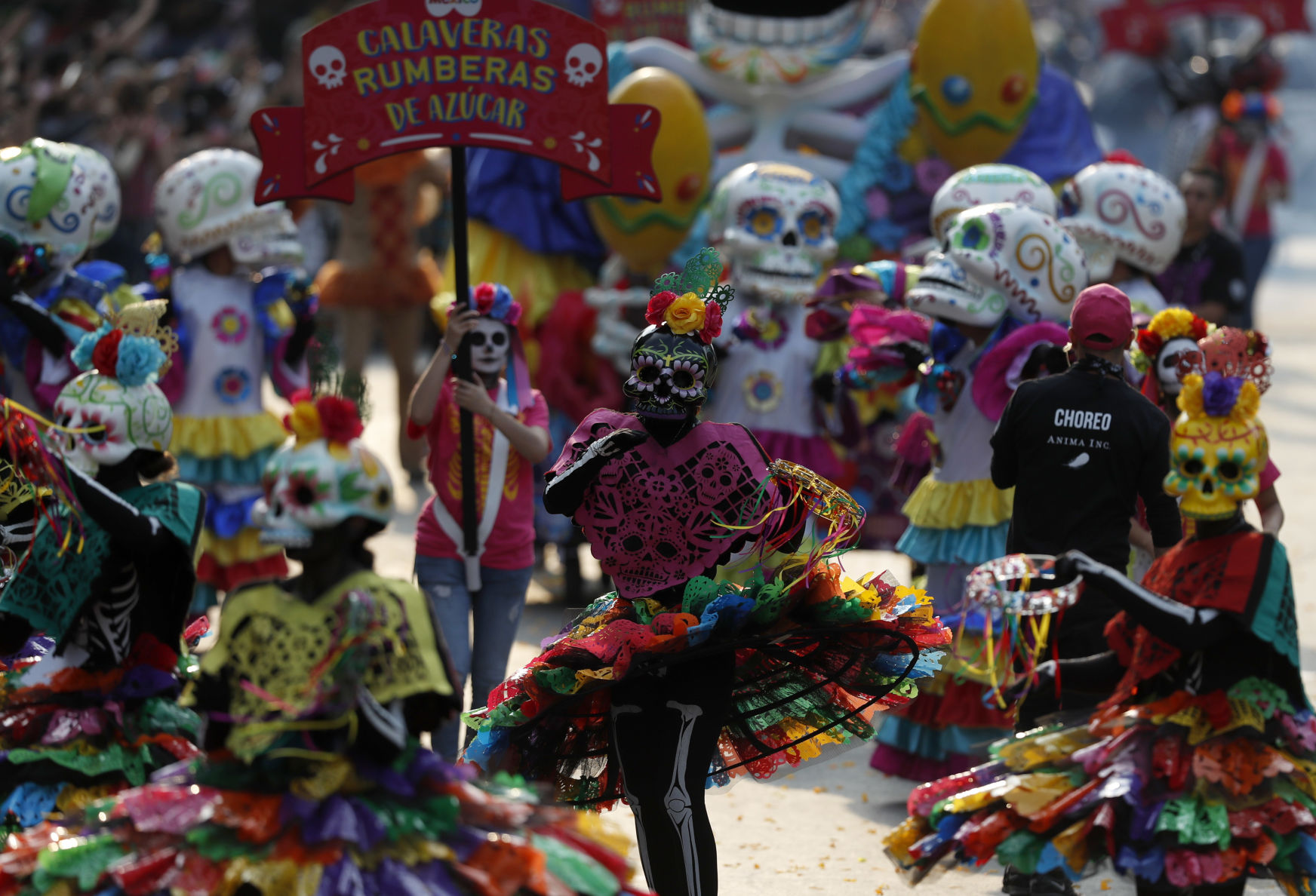 Day of Dead parade honors Mexican quake victims, rescuers - The Garden ...