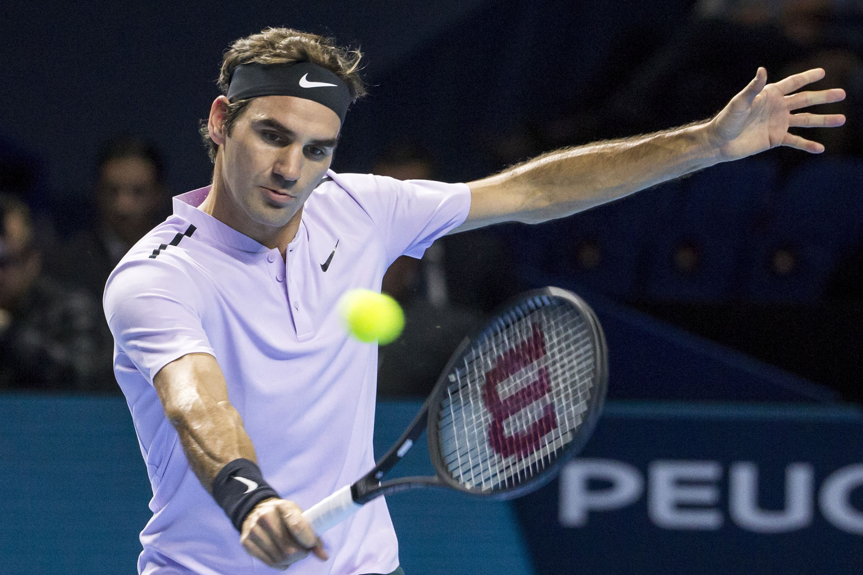 Federer beats del Potro in hometown Swiss Indoors final ...