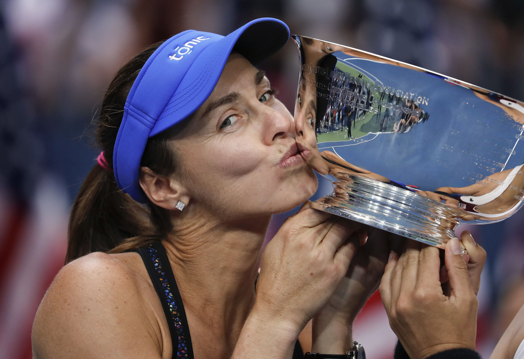 Martina Hingis to retire again after WTA Finals - The Garden Island